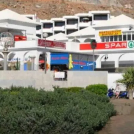 Artemisa Penthouse - Monsenor Apts Apartamento